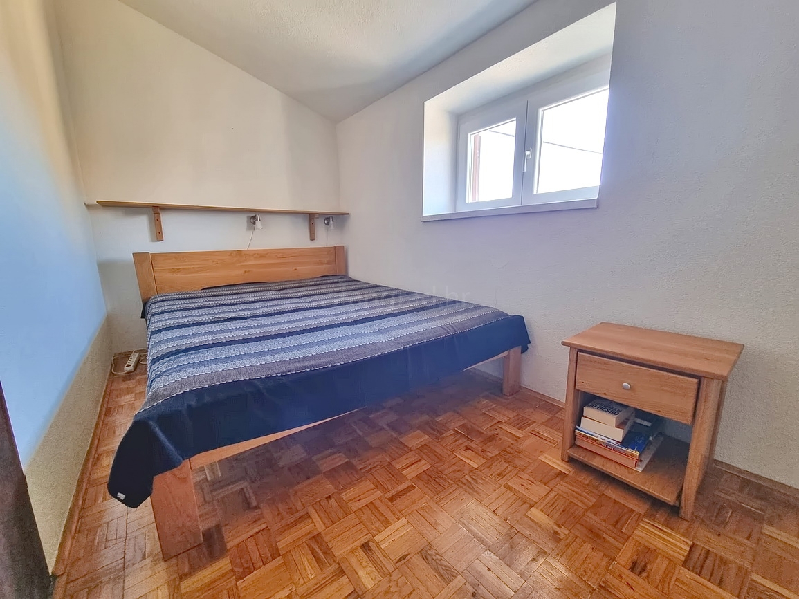 Punat, casa indipendente nelle immediate vicinanze del mare!