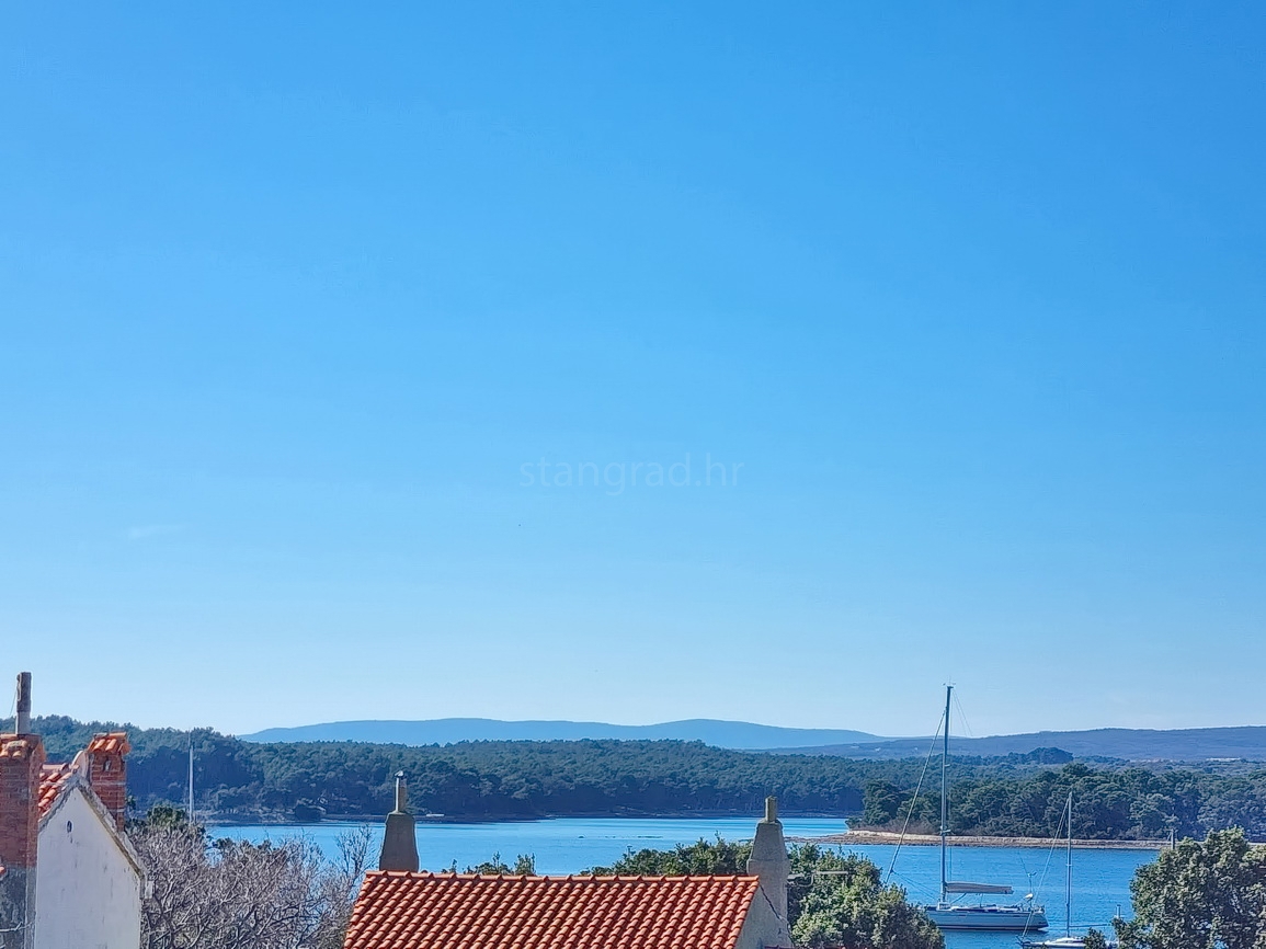 Punat, casa indipendente nelle immediate vicinanze del mare!