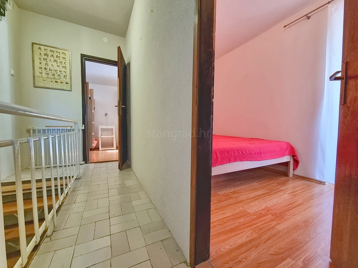 Punat, casa indipendente nelle immediate vicinanze del mare!