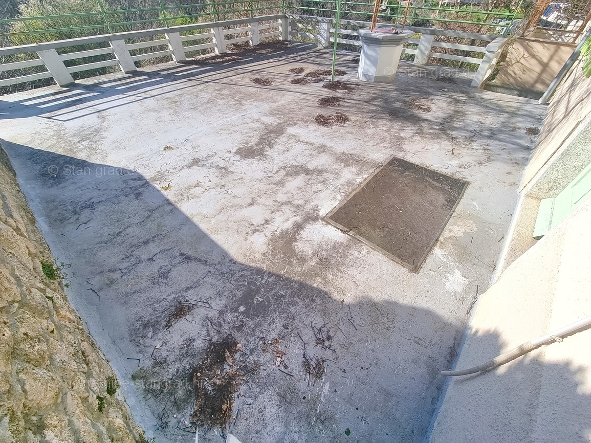 Krk, dintorni, casa in pietra in una posizione tranquilla!