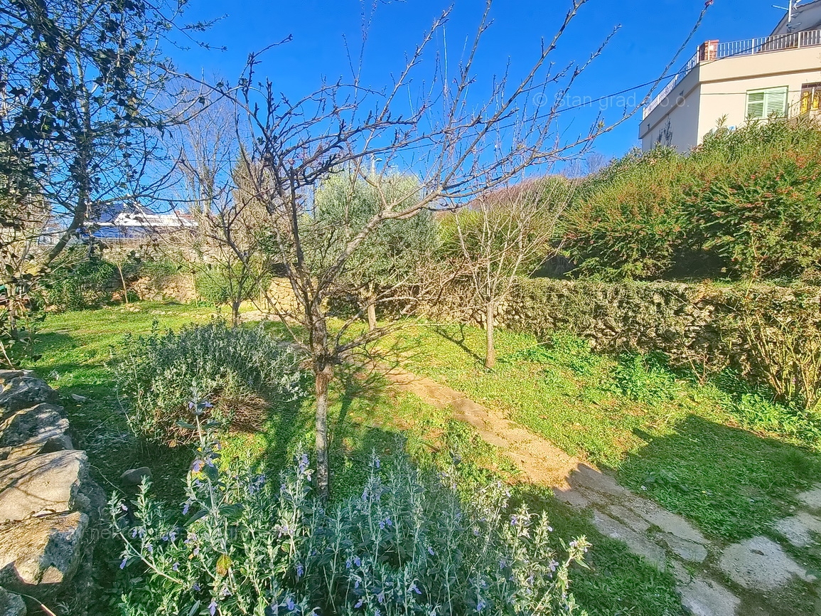 Krk, dintorni, casa in pietra in una posizione tranquilla!