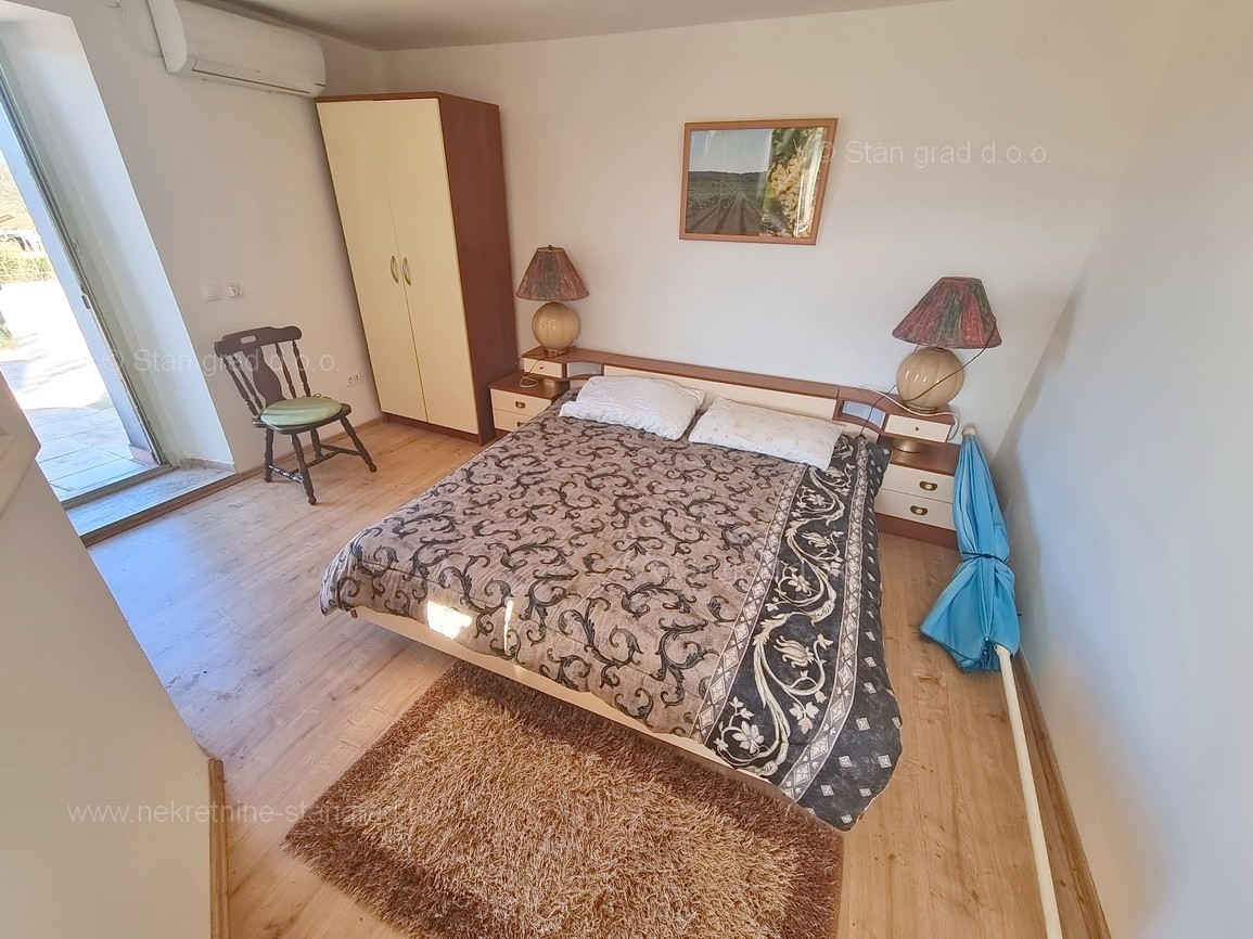 Krk, dintorni, casa in pietra in una posizione tranquilla!