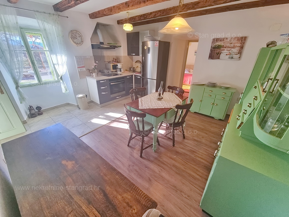 Krk, dintorni, casa in pietra in una posizione tranquilla!