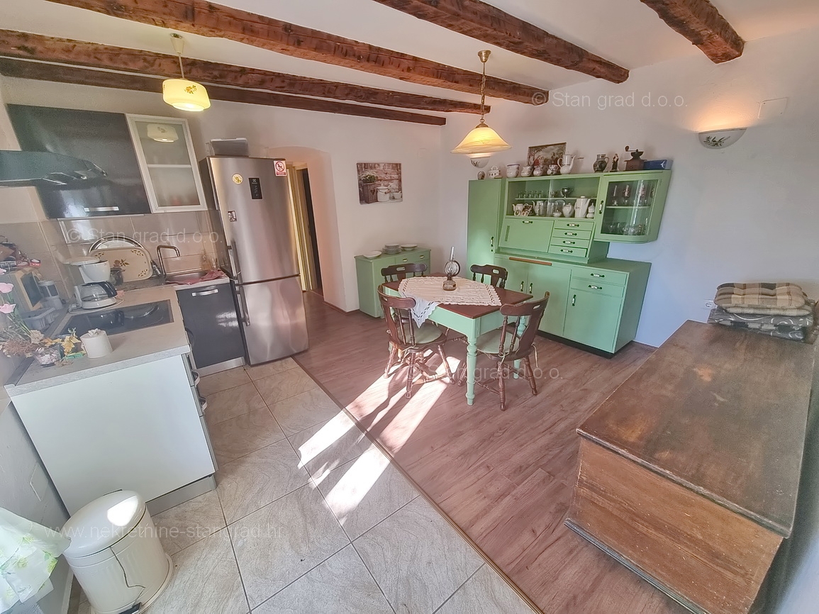 Krk, dintorni, casa in pietra in una posizione tranquilla!