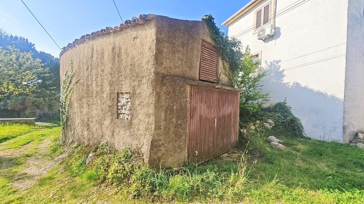 Vrbnik, casa bifamiliare con vista mare!