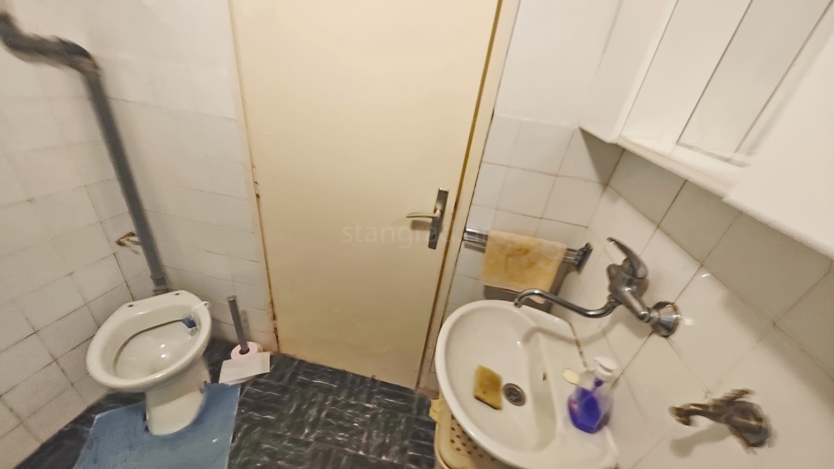 Vrbnik, casa bifamiliare con vista mare!