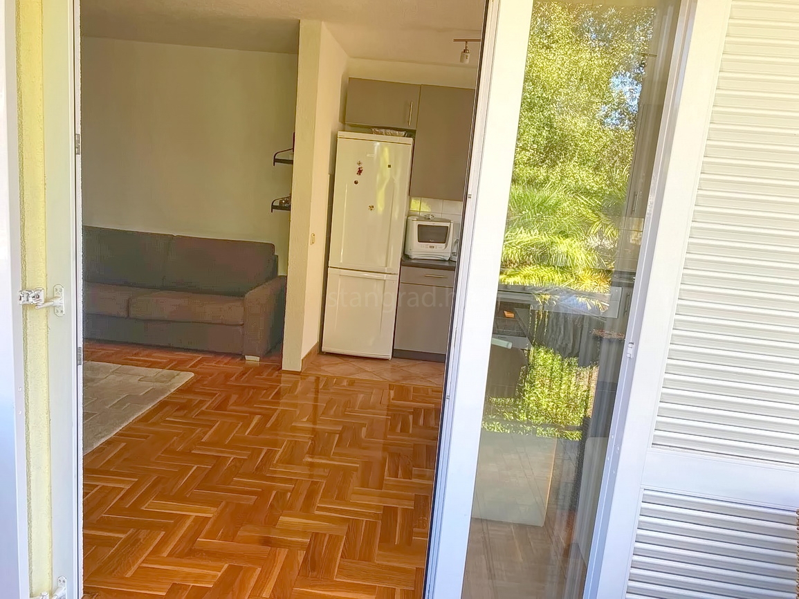 Malinska, confortevole appartamento al piano terra vicino al mare!