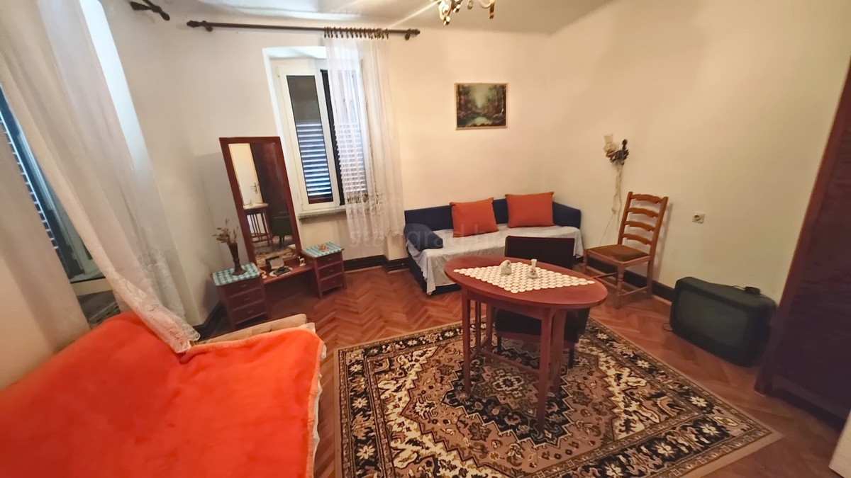 Dobrinj, casa indipendente con vista mare aperta!