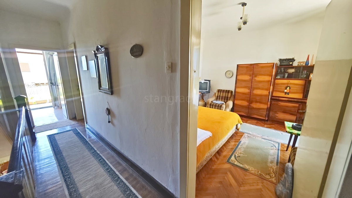 Dobrinj, casa indipendente con vista mare aperta!