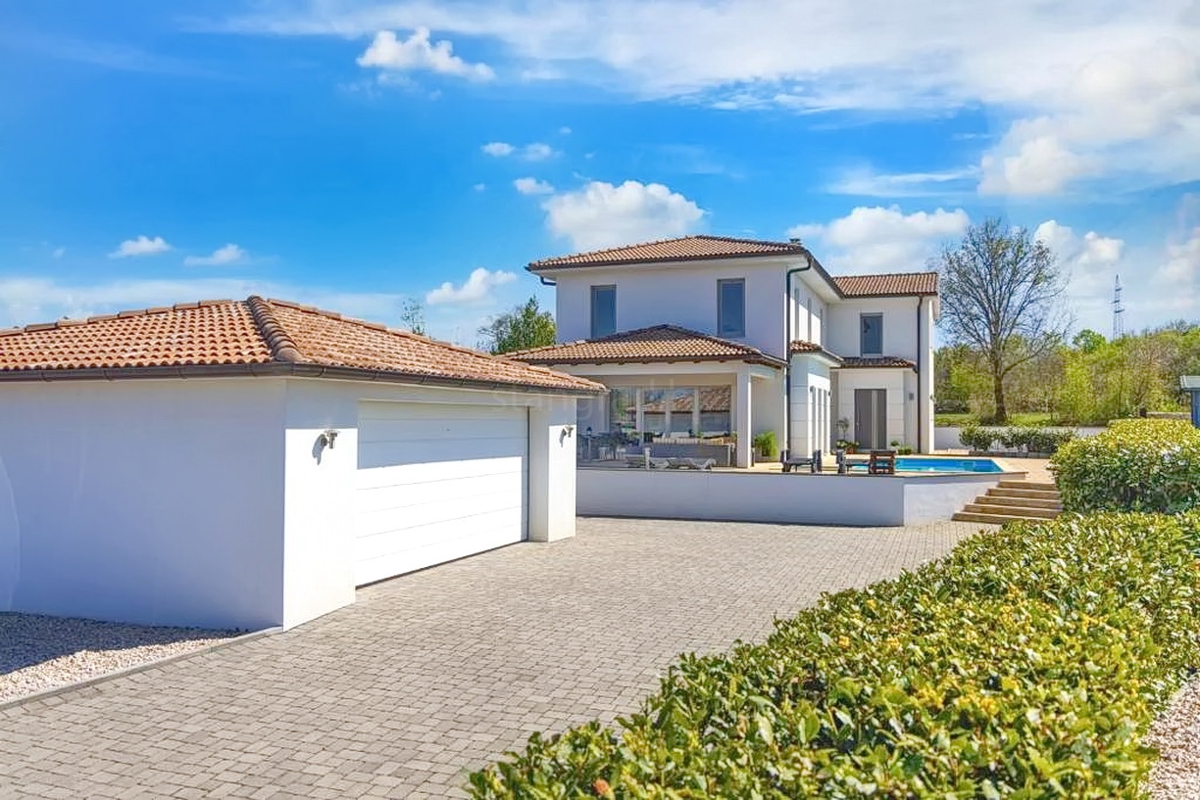 Zona di Malinska, bellissima casa indipendente con piscina!