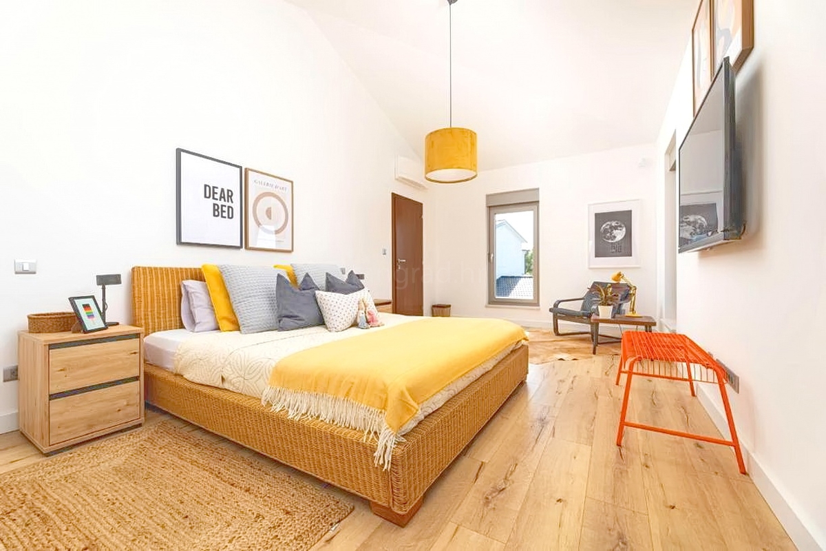 Zona di Malinska, bellissima casa indipendente con piscina!