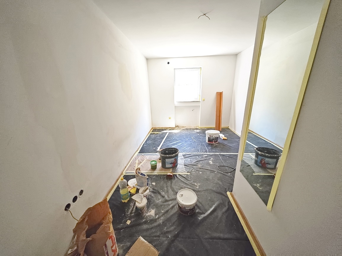 Njivice, appartamento con tre camere da letto in un'ottima posizione vicino al mare!