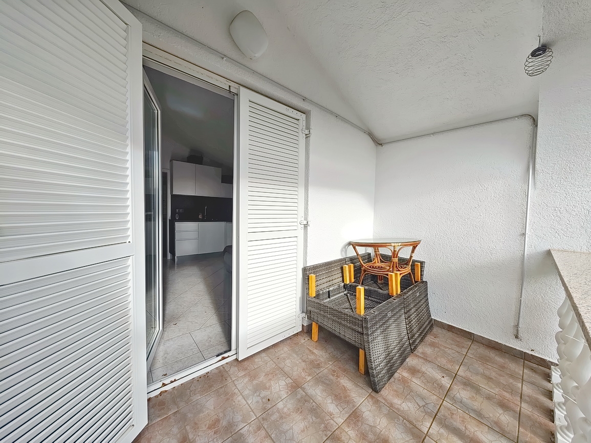 Malinska, appartamento arredato con una camera da letto vicino al centro e al mare!