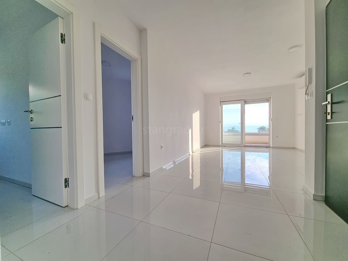 Crikvenica, appartamento al 1° piano di un nuovo edificio con vista mare!