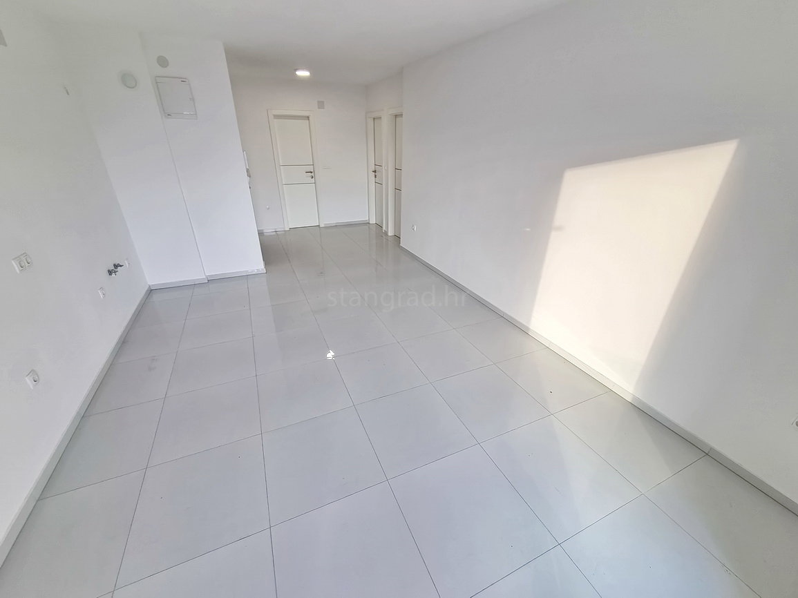 Crikvenica, appartamento al 1° piano di un nuovo edificio con vista mare!