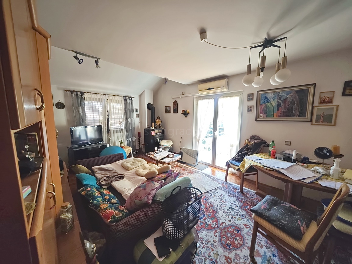 Malinska, appartamento duplex vicino al mare!