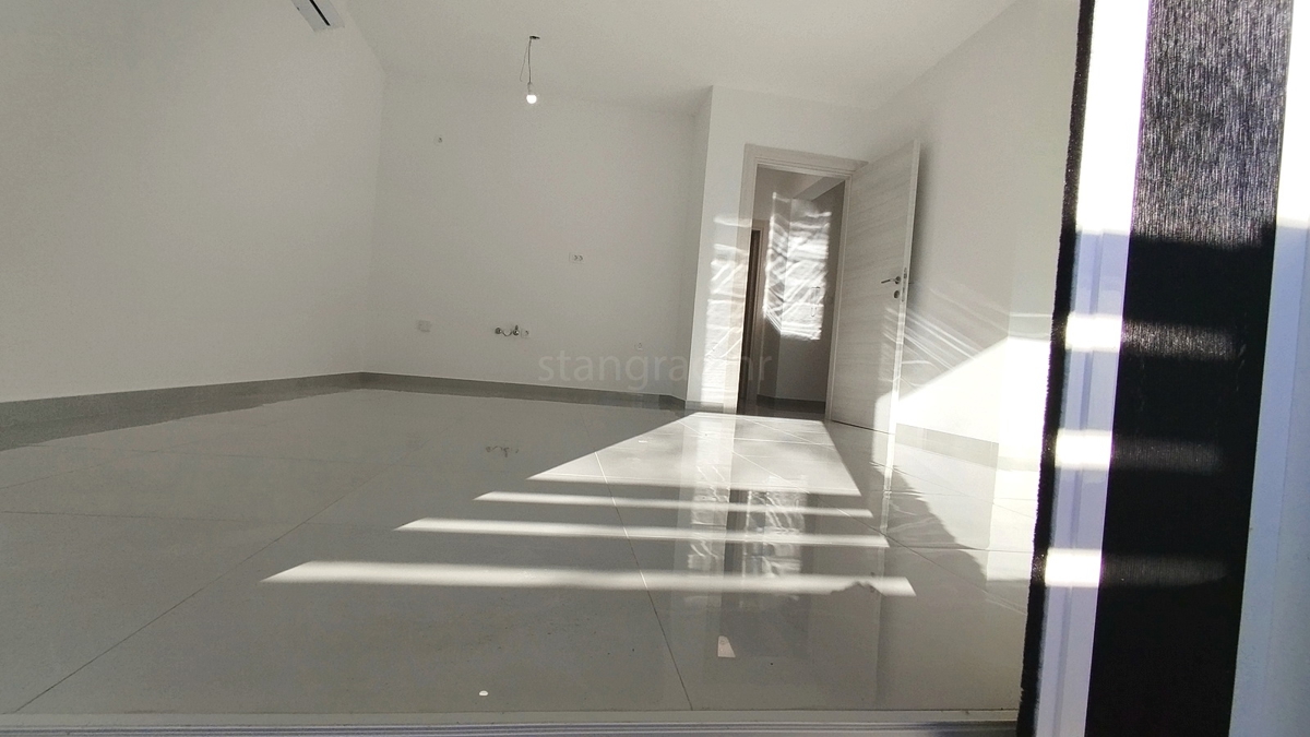 Crikvenica zona, nuovo appartamento trilocale al 1. piano!