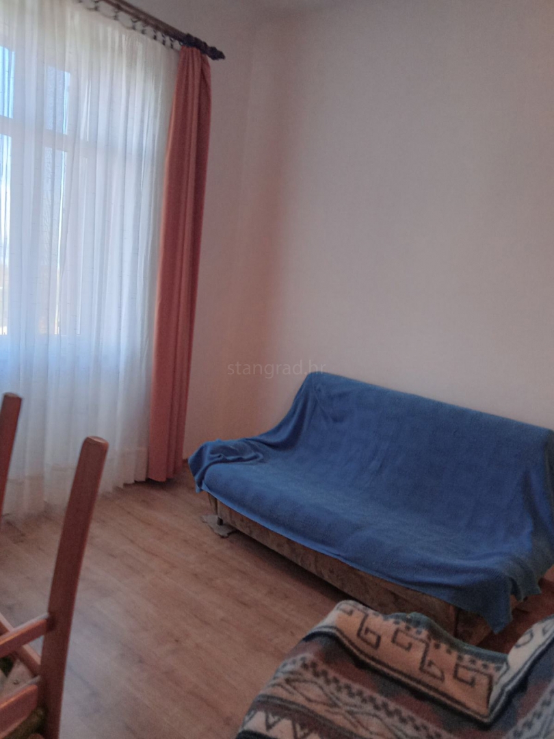 Novi Vinodolski, confortevole appartamento di 86 m² a soli 150 m dalla spiaggia!