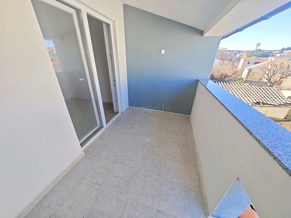 Šilo, vendita, appartamento al secondo piano in ottima posizione vicino al mare