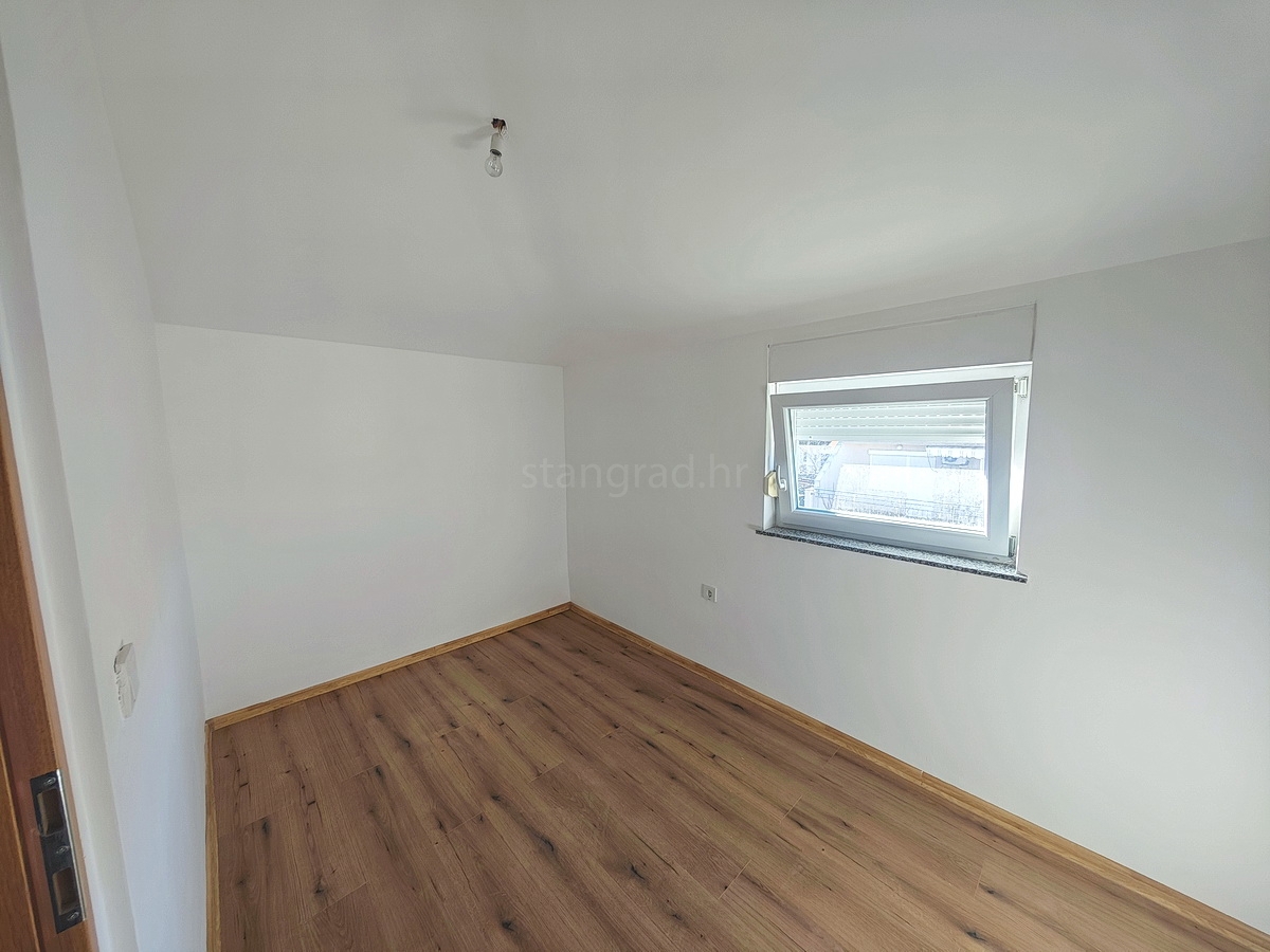 Šilo, vendita, appartamento al secondo piano in ottima posizione vicino al mare