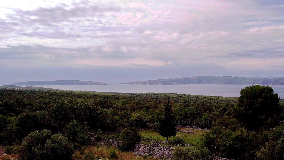 Città di Krk, dintorni, moderna casa indipendente con vista mare!