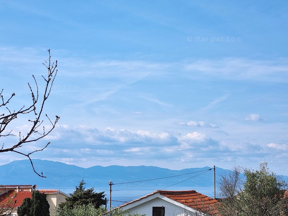 Malinska, terreno edificabile con vista mare, vendita!