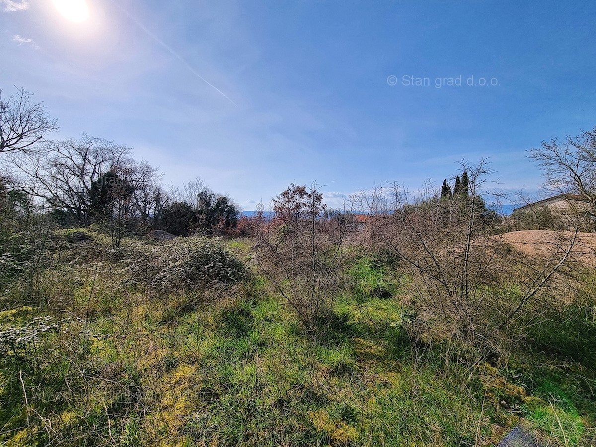 Malinska, terreno edificabile con vista mare, vendita!