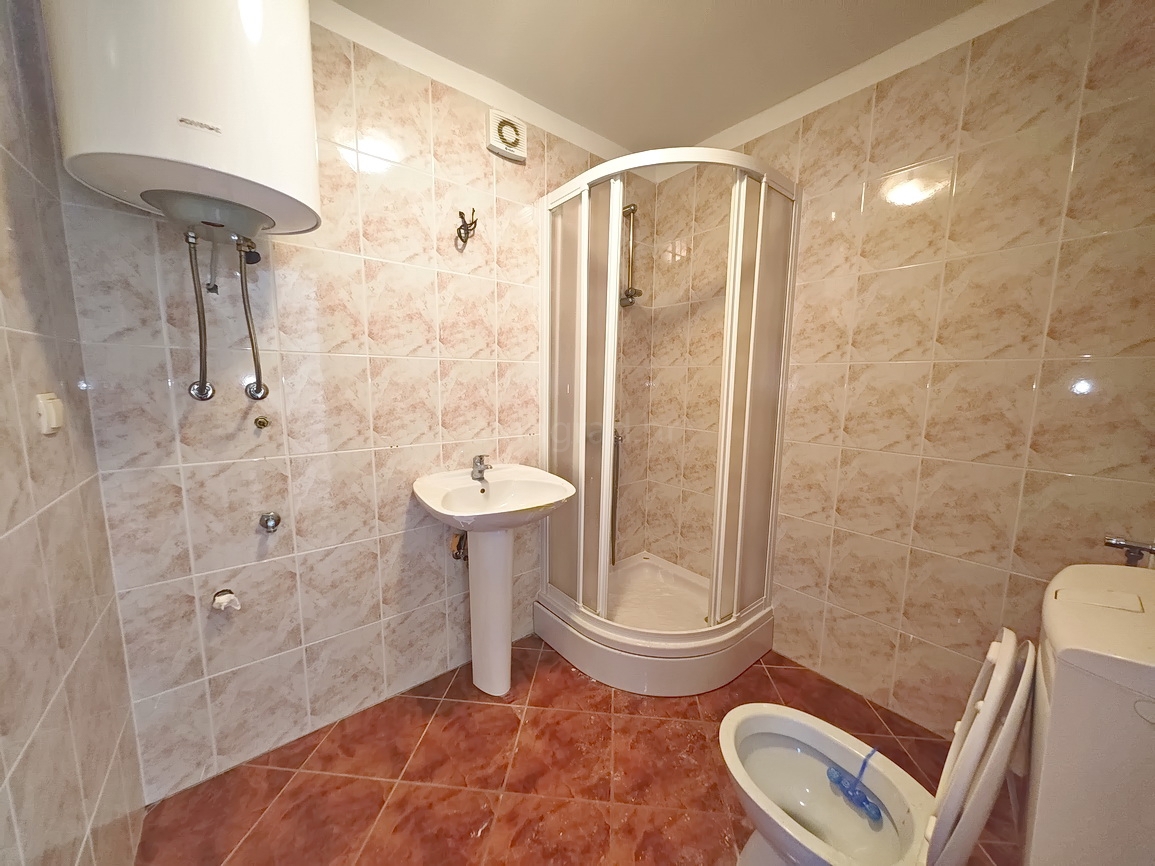 Njivice, appartamento in posizione eccellente con vista sul mare!