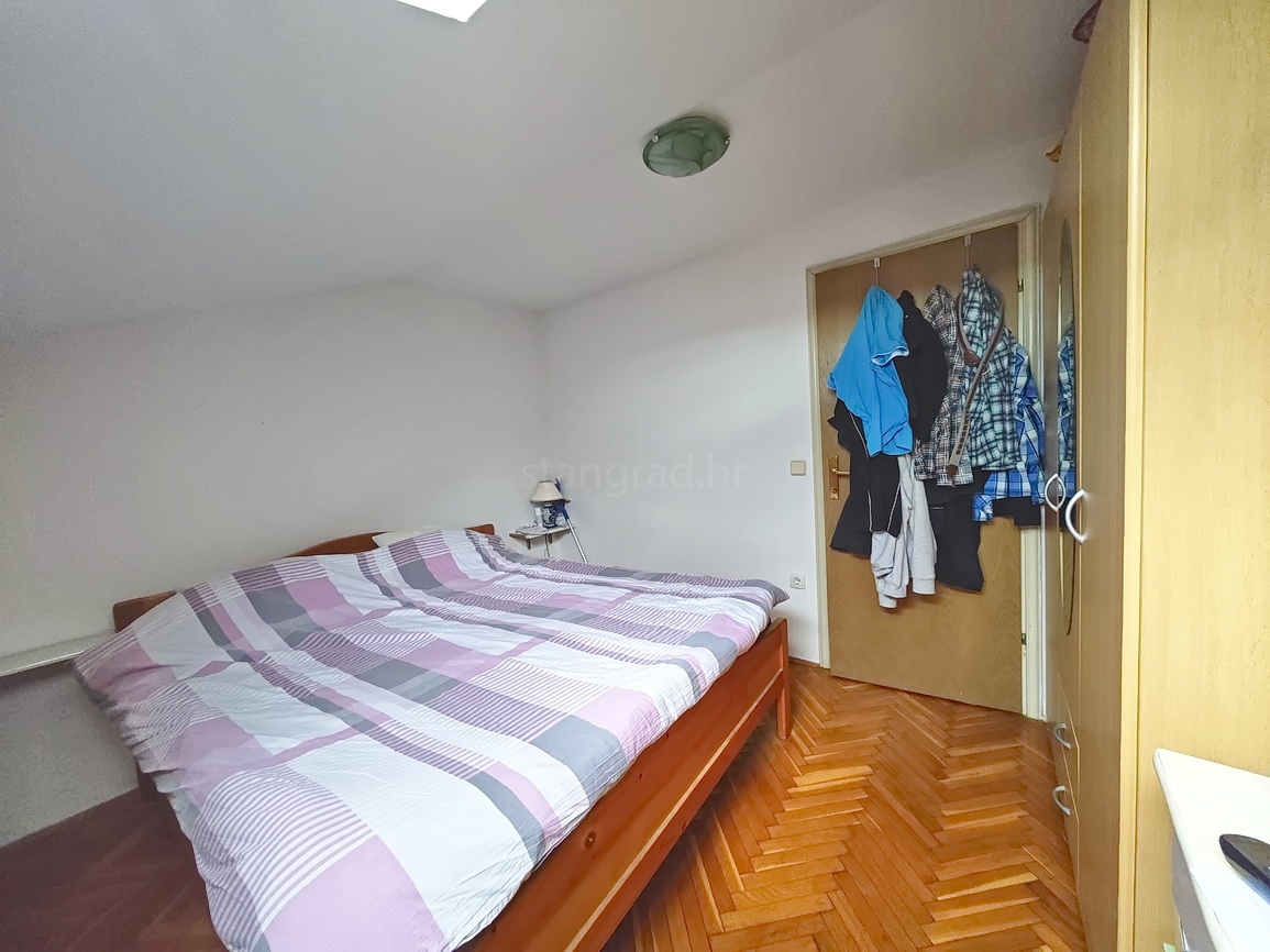 Malinska, appartamento con una camera da letto e vista mare!