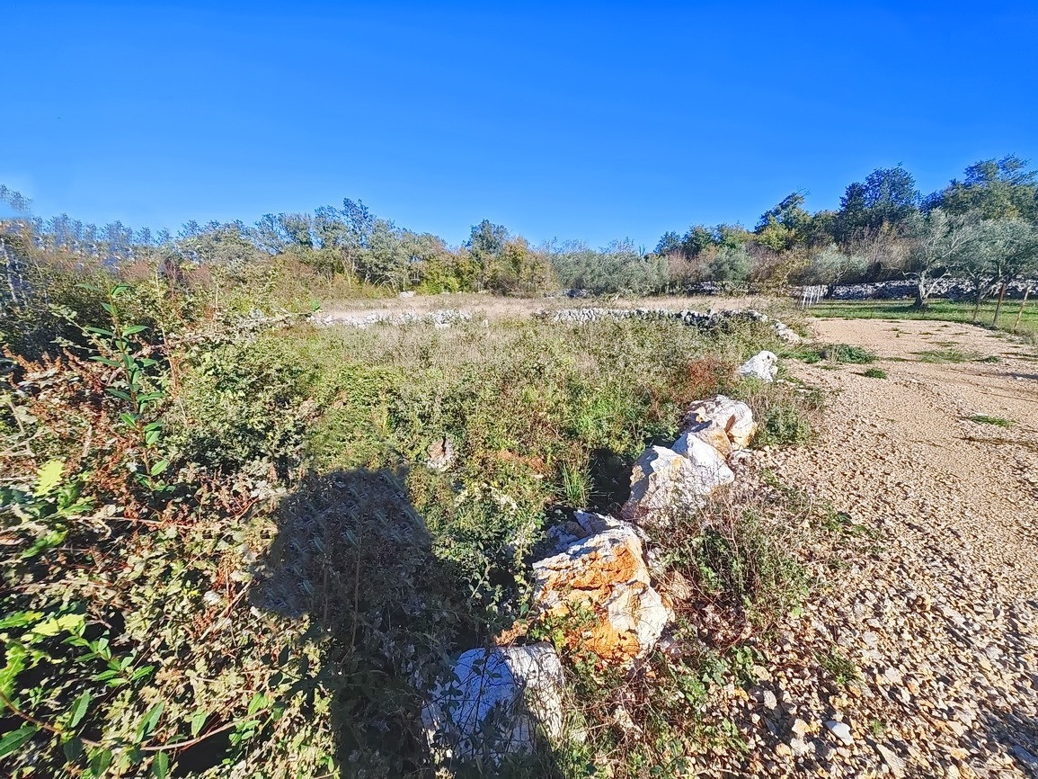 Malinska, terreno edificabile in posizione eccellente!