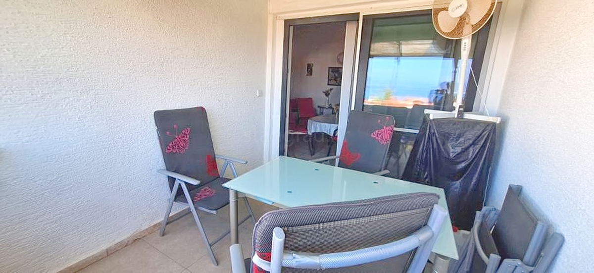 Malinska, appartamento completamente arredato al 2° piano, vicino al mare!