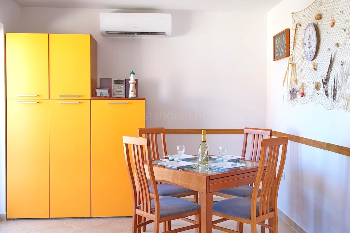 Soline Bay, appartamento con due camere da letto vicinissimo al mare!