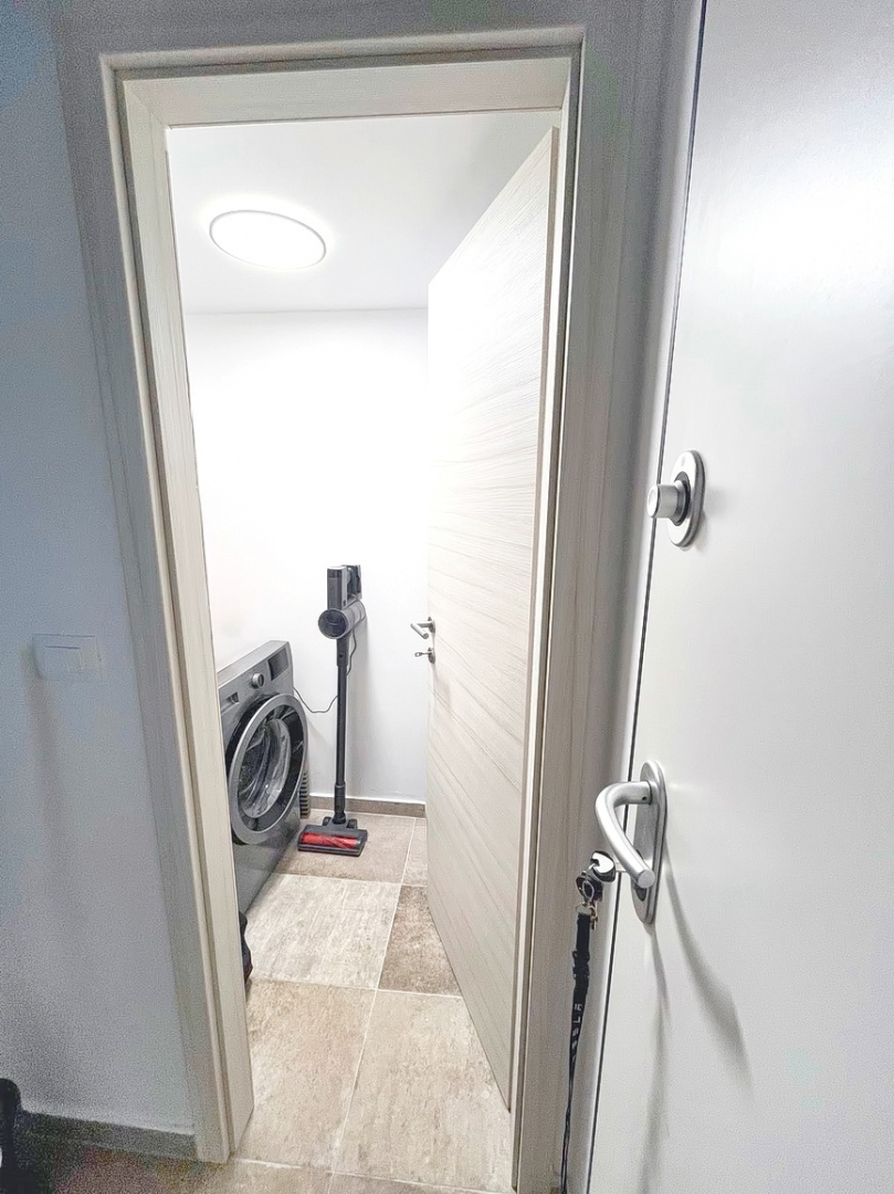 Malinska, moderno appartamento al piano terra con ampio giardino!