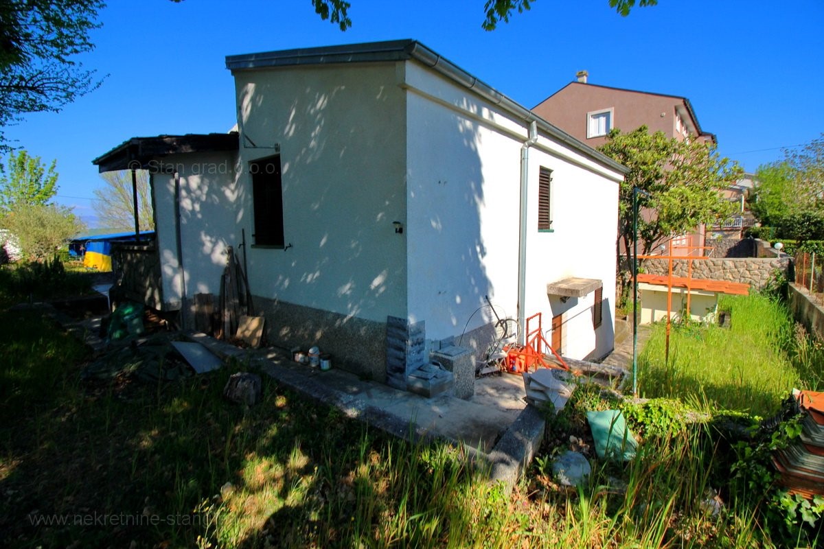 Malinska, casa con ristorazione vicino al mare, IN VENDITA !!