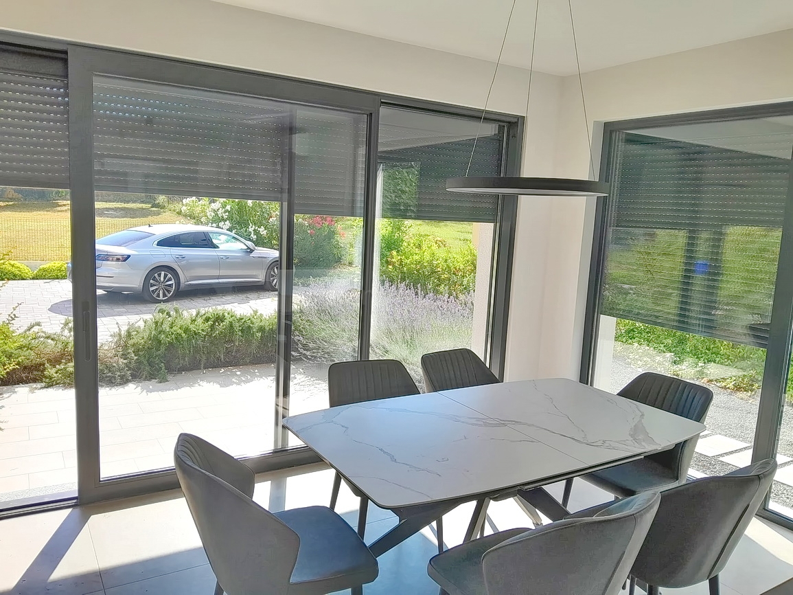 Malinska, nuovo appartamento duplex con piscina, a 200 m dal mare !!