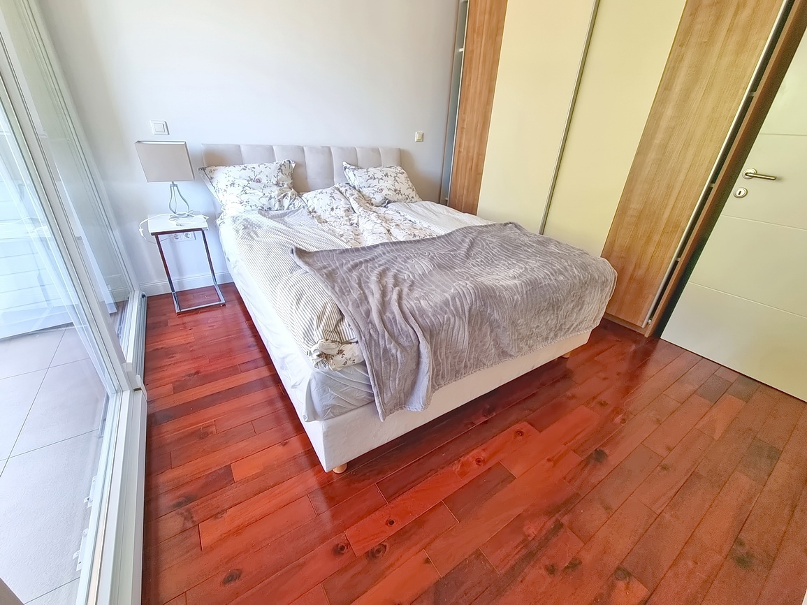 Malinska, spazioso appartamento al 1° piano vicino al mare!