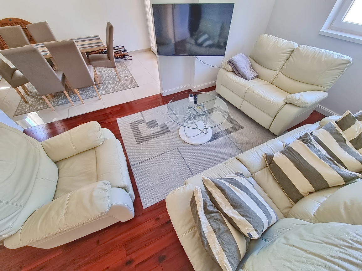 Malinska, spazioso appartamento al 1° piano vicino al mare!