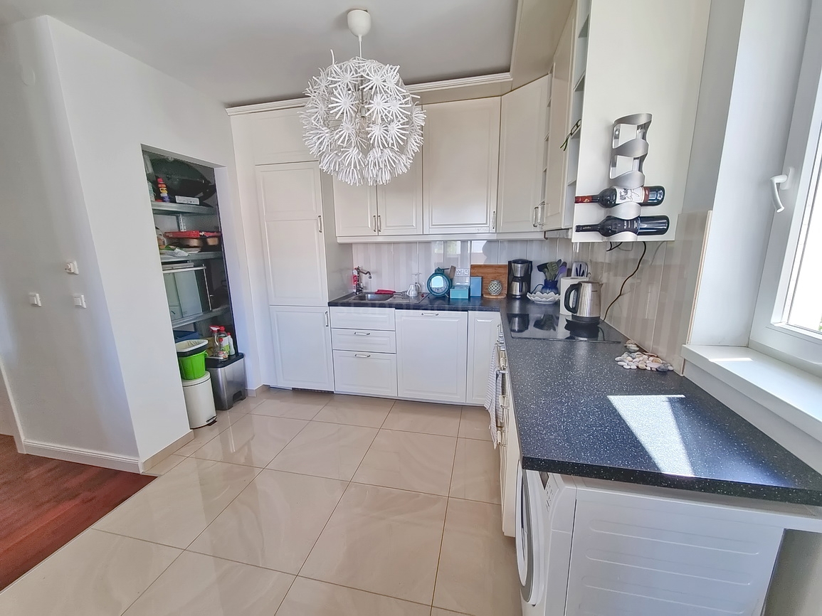 Malinska, spazioso appartamento al 1° piano vicino al mare!