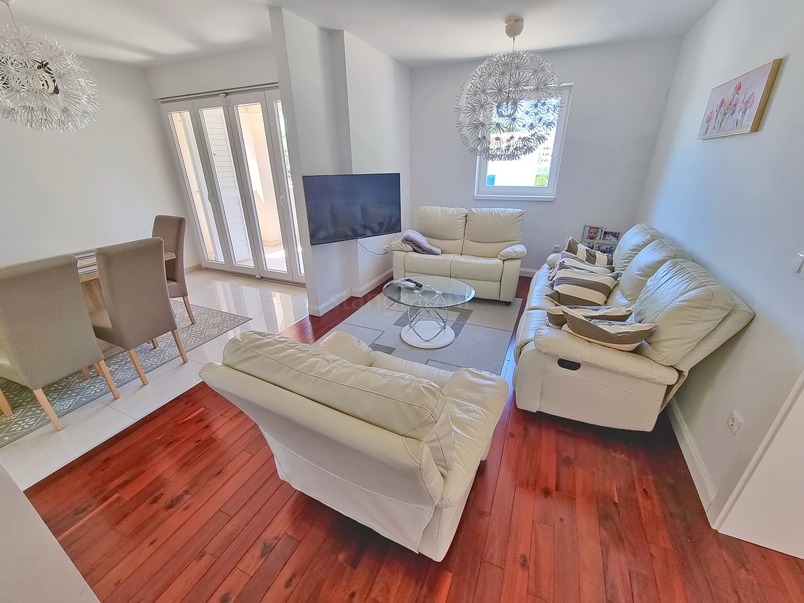 Malinska, spazioso appartamento al 1° piano vicino al mare!