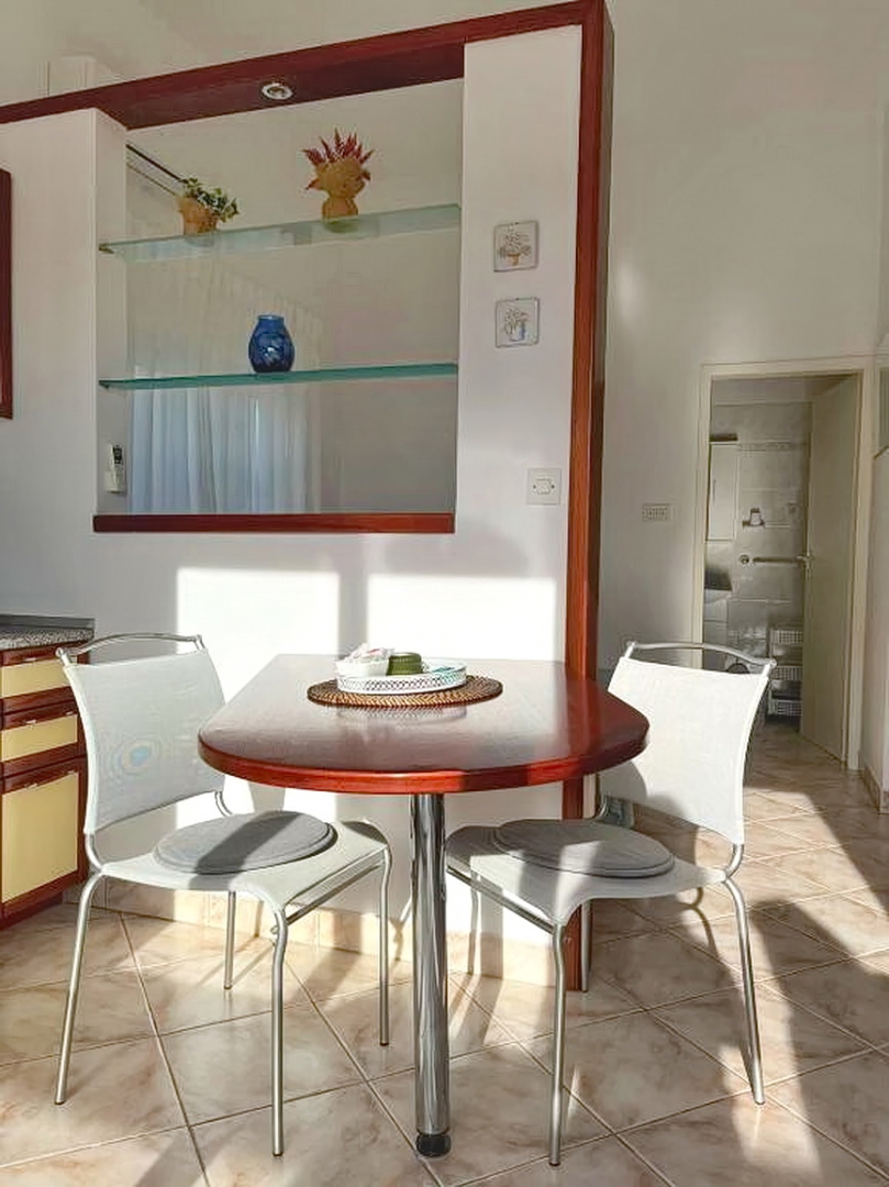 Zona di Krk, casa indipendente con ampio giardino e vista!