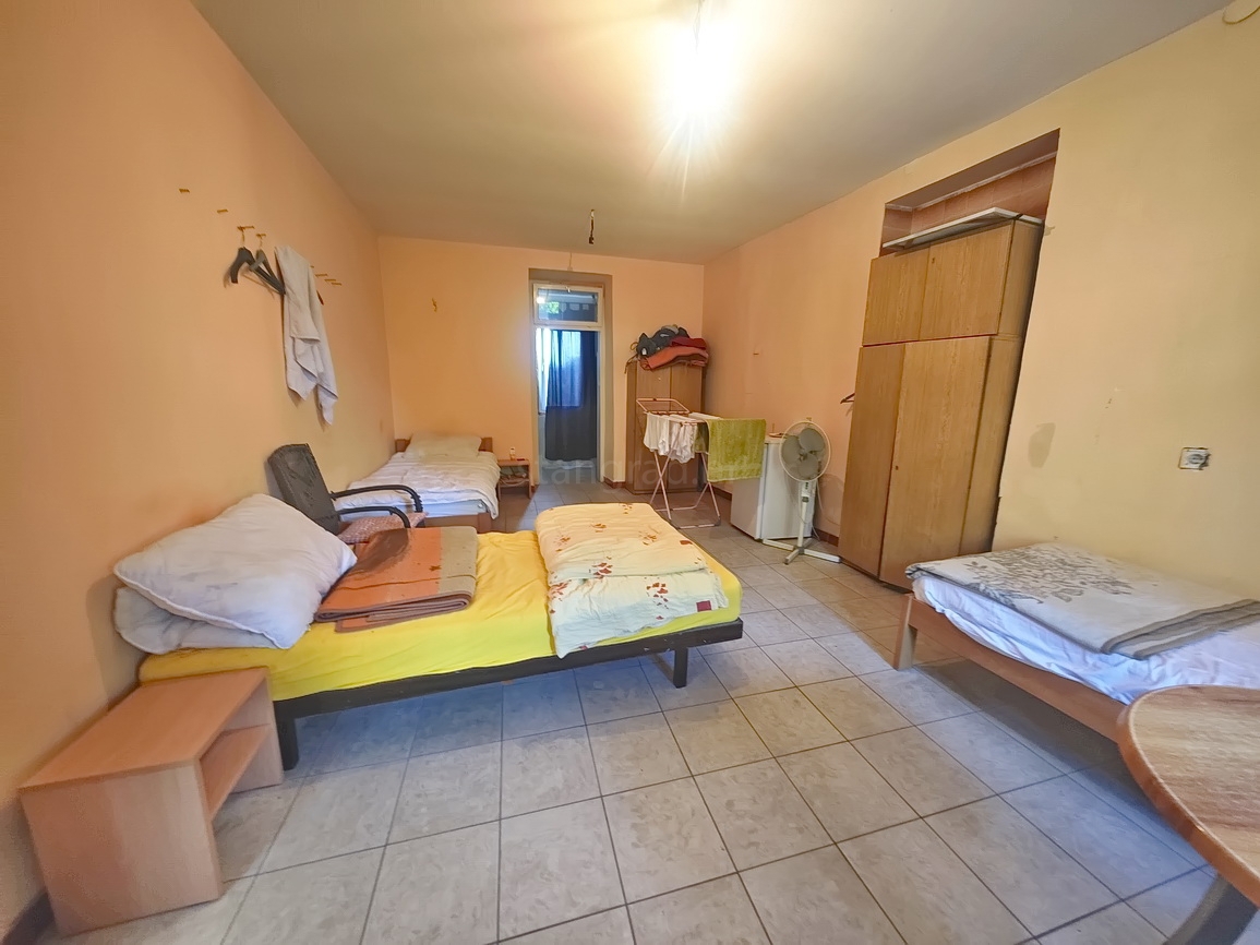 Omišalj, piano terra della casa e seminterrato in posizione eccellente!