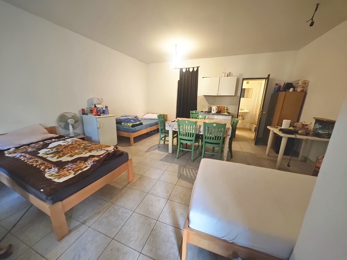 Omišalj, piano terra della casa e seminterrato in posizione eccellente!