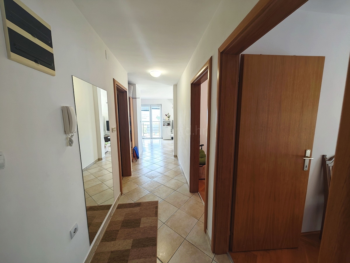 Baia di Soline, appartamento spazioso con vista mare!