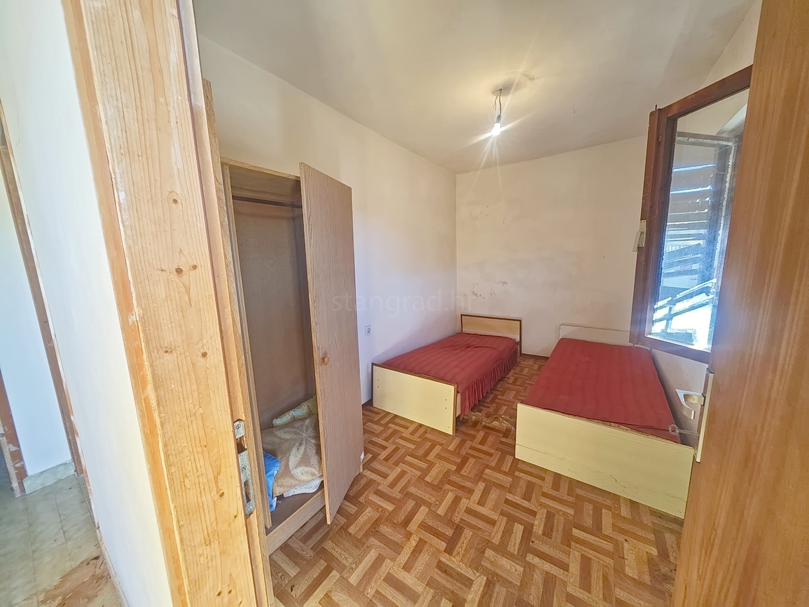 Šilo, casa da ristrutturare in posizione tranquilla!