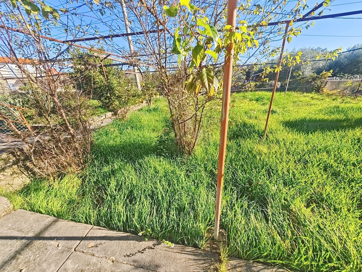 Baia di Soline, casa indipendente in pietra da ristrutturare!