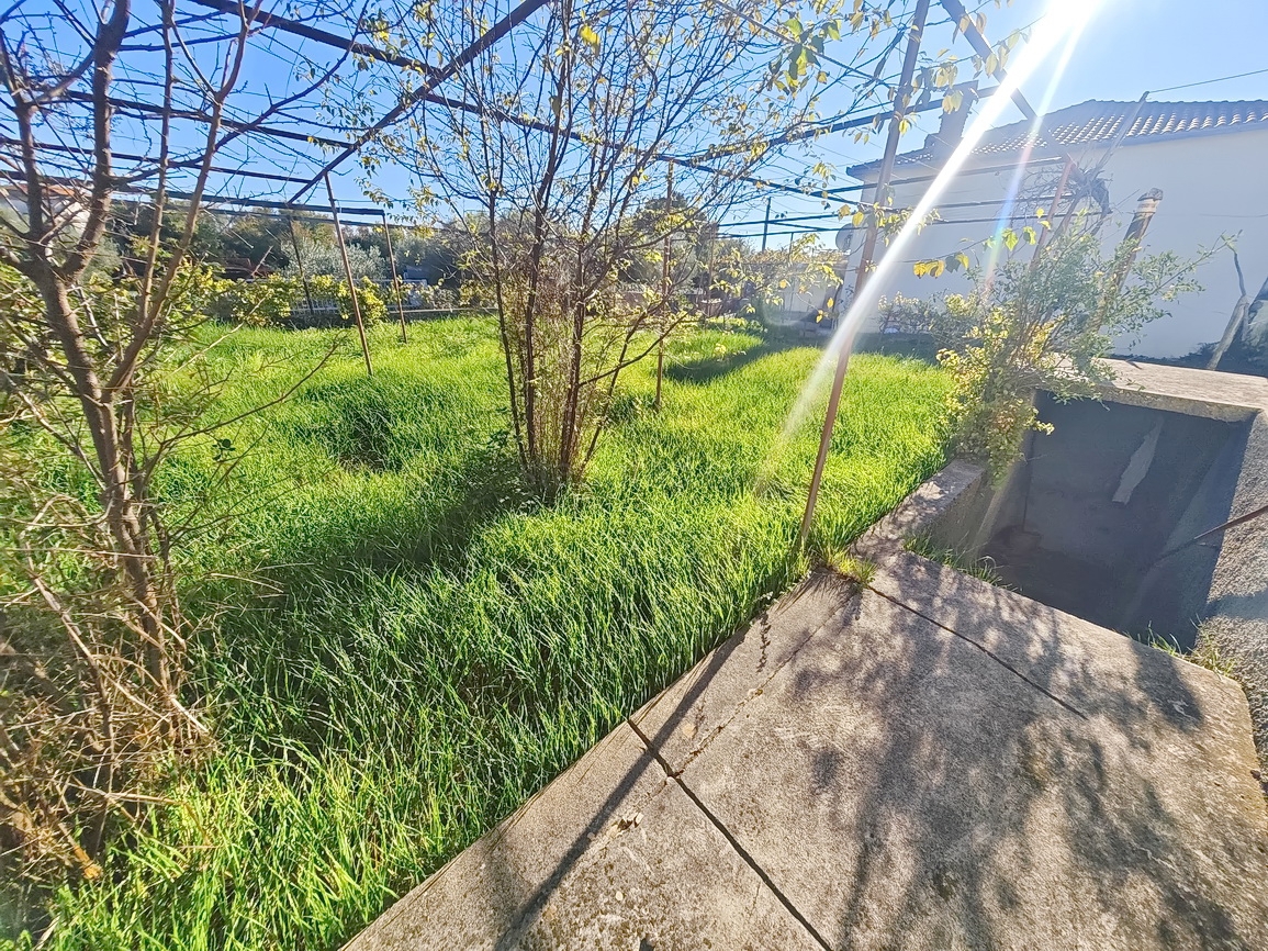 Baia di Soline, casa indipendente in pietra da ristrutturare!