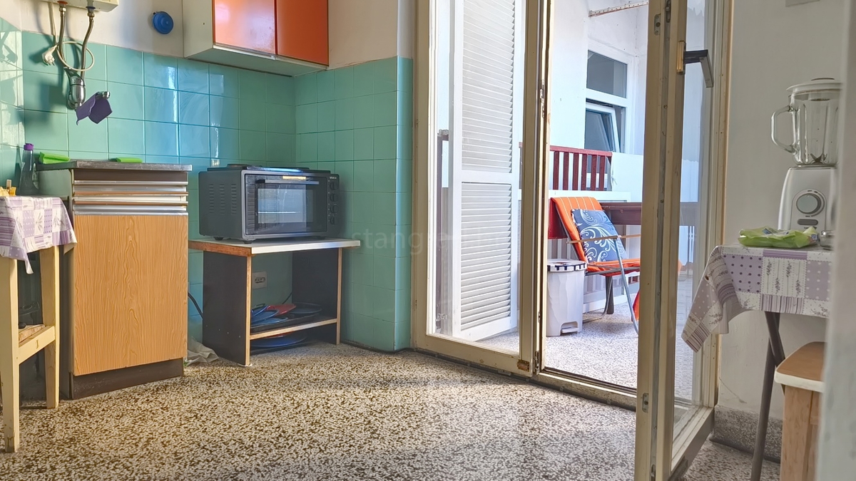 Crikvenica, appartamento con una camera da letto al 2° piano in centro!