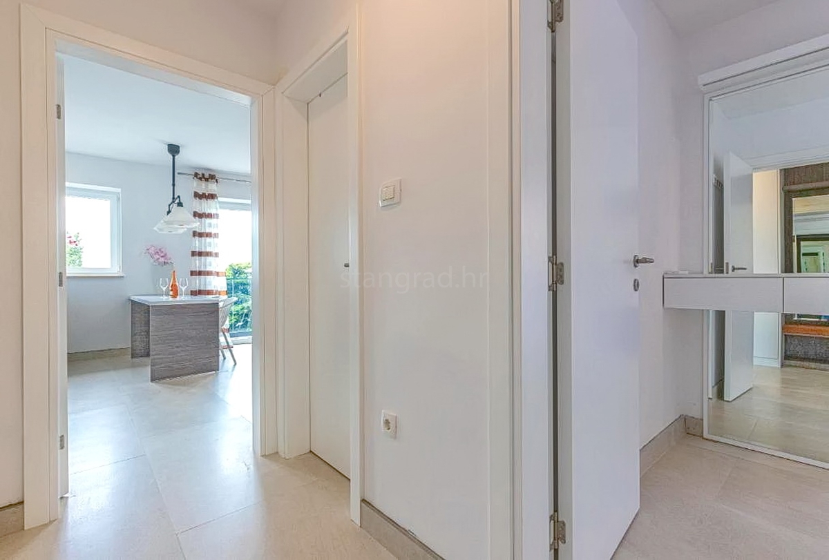 Crikvenica, villa con otto unità abitative in un'ottima posizione!