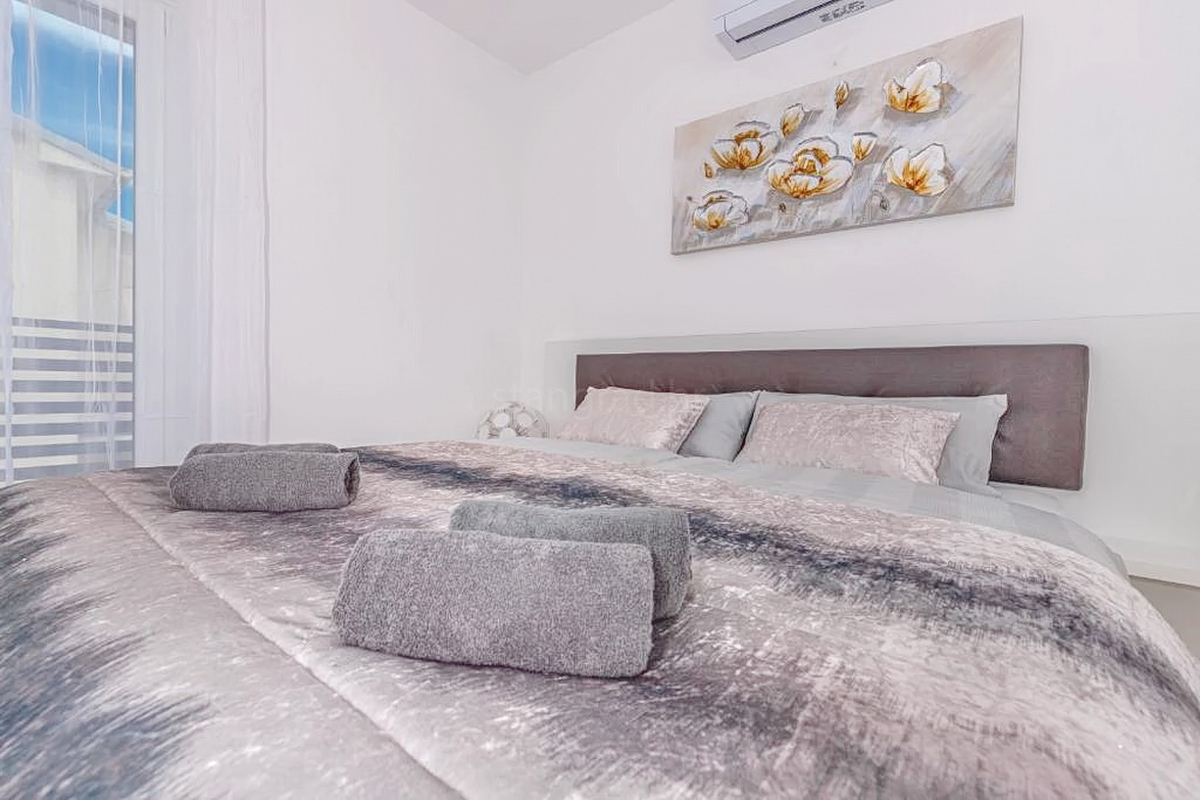 Crikvenica, villa con otto unità abitative in un'ottima posizione!