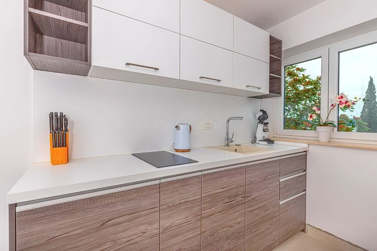 Crikvenica, villa con otto unità abitative in un'ottima posizione!